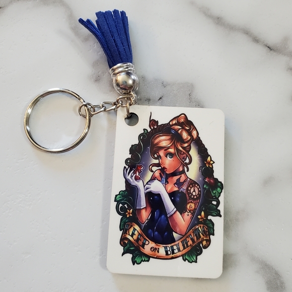 Keep on Believing Cinderella Keychain - Picture 4 of 5